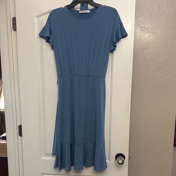 Brigitte Brianna Blue Ruffle Sleeve Dress Medium - Picture 1 of 1